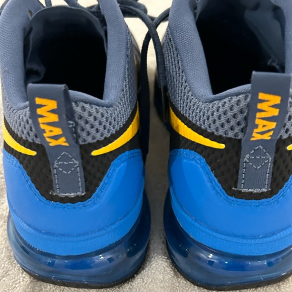 Nike. Air max Flywire men’s size 10 new, non smoke non pet home . NEW - Picture 3 of 11